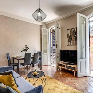 Maison Babuino , Rome Italy