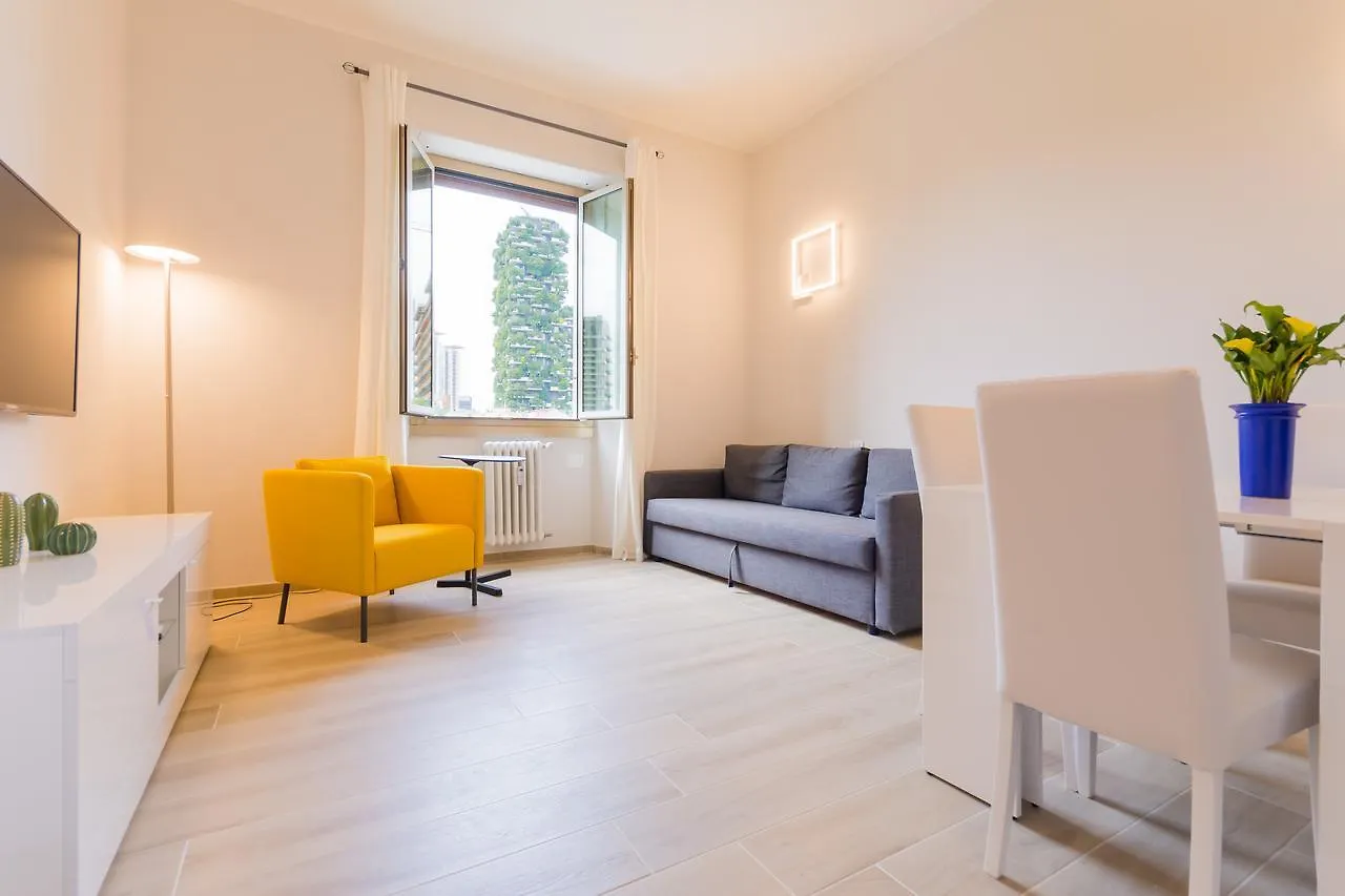 Isola Suite Milan
